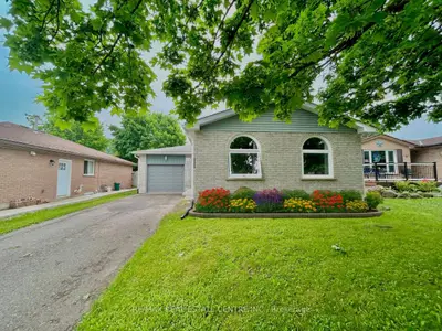 Detached in Shelburne