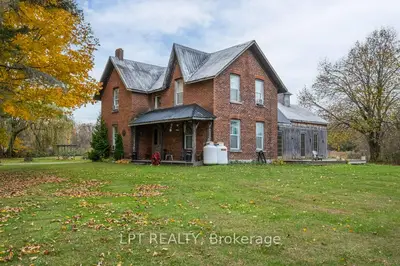Detached in Greater Napanee