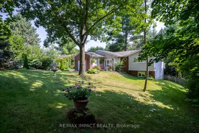 Detached in Hamilton Township