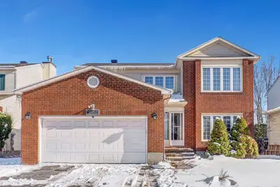 6444 Beausejour Drive, Orleans - Convent Glen And Area, On K1c 4v8