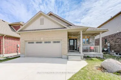 Detached in Stratford