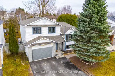 Detached in Centre Wellington