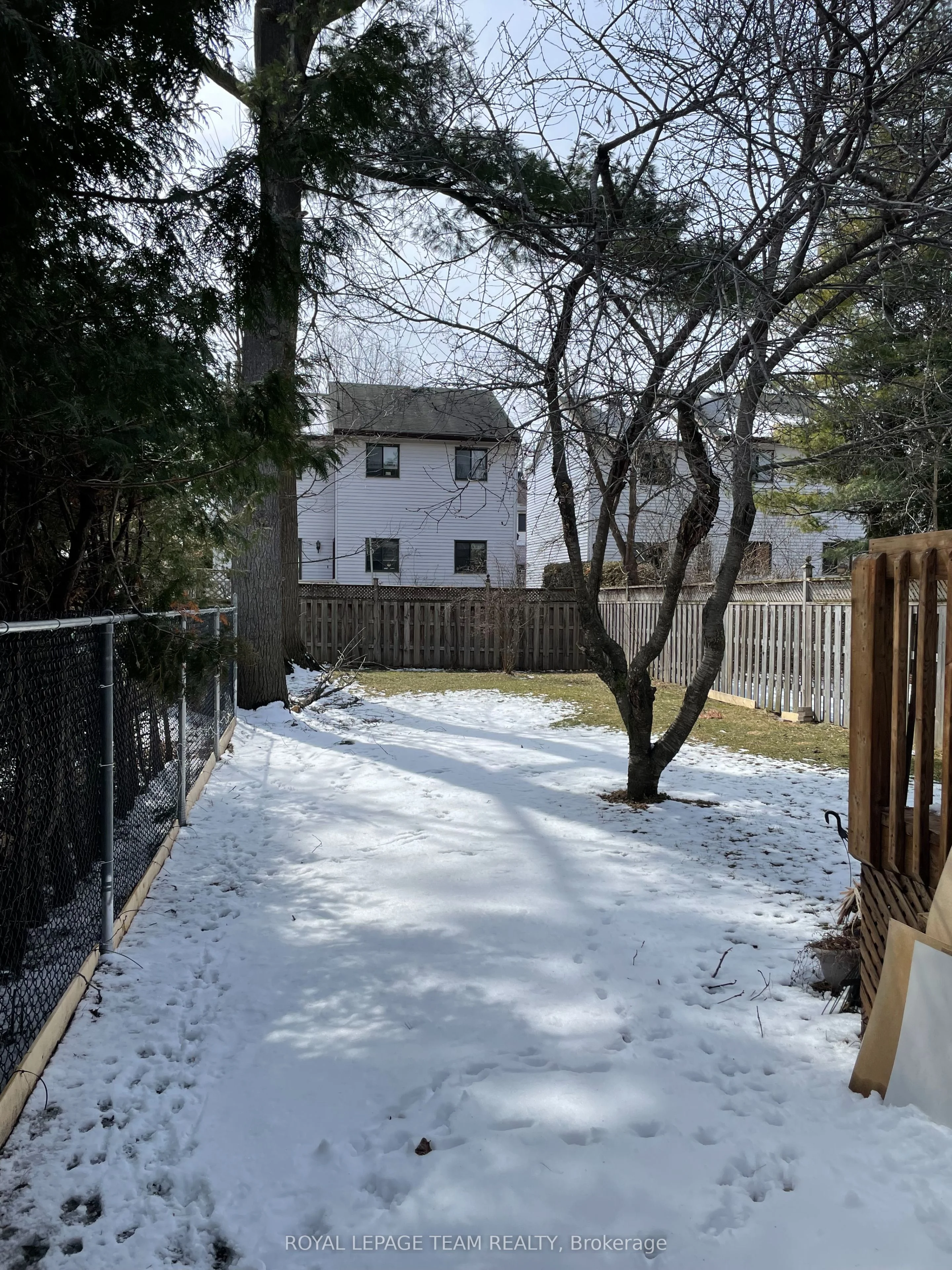 526 HILSON Avenue A, Westboro - Hampton Park, ON K1Z 6C8