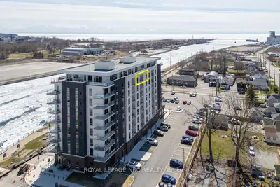 Condo Apartment in Port Colborne