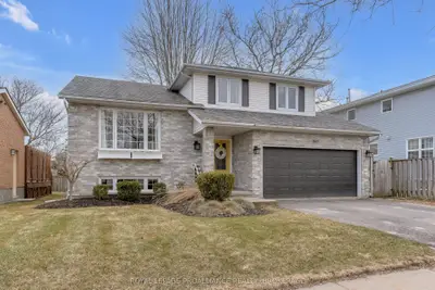 Detached in Kingston