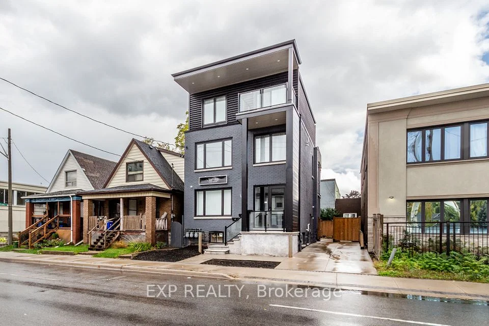 144 Wellington Street N 2, Hamilton, On L8r 1n3