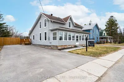 Detached in Kawartha Lakes