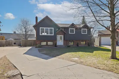 903 Westbury Court, Sarnia, On N7t 7r4