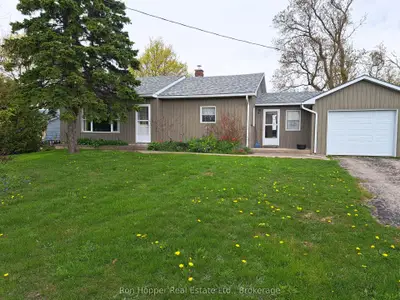 Detached in Northern Bruce Peninsula