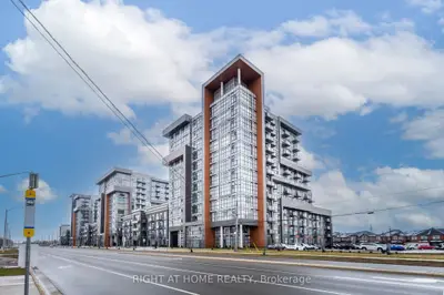 Condo Apartment in Hamilton