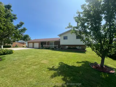 Detached in Georgian Bluffs