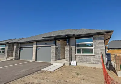 Semi-Detached in St. Thomas