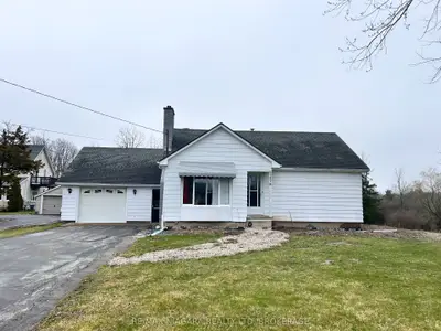 Detached in Fort Erie