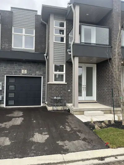 5672 Dorchester Road 66, Niagara Falls, On L2g 4y8