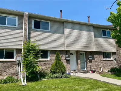 Condo Townhouse in Waterloo