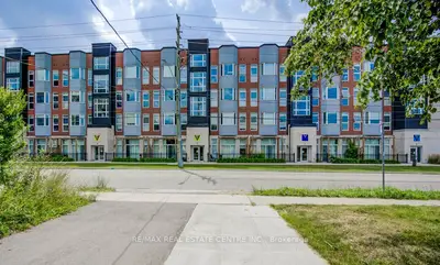 Condo Apartment in Waterloo