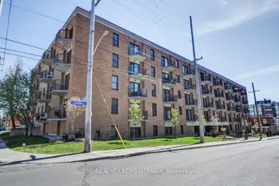50 Burnside Avenue 202, West Centre Town, On K1y 2m2