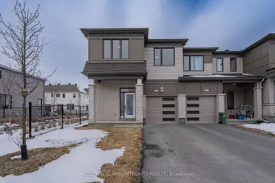 Att/Row/Townhouse in Barrhaven