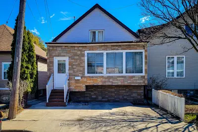 Detached in Hamilton