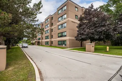 Condo Apartment in Owen Sound