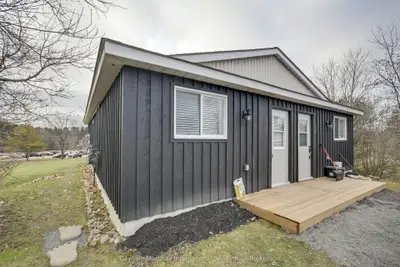 156/158 Park Road, Bracebridge, On P1l 1h8