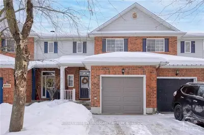 Att/Row/Townhouse in Blossom Park - Airport and Area