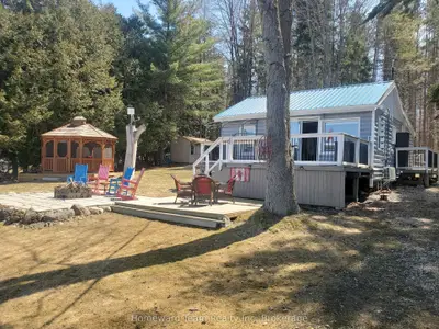 Detached in Centre Wellington