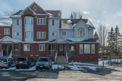 112 Centrepointe Drive G, South Of Baseline To Knoxdale, On K2g 6k3