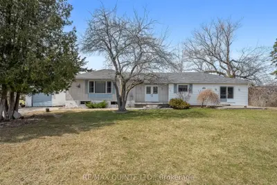 Detached in Quinte West