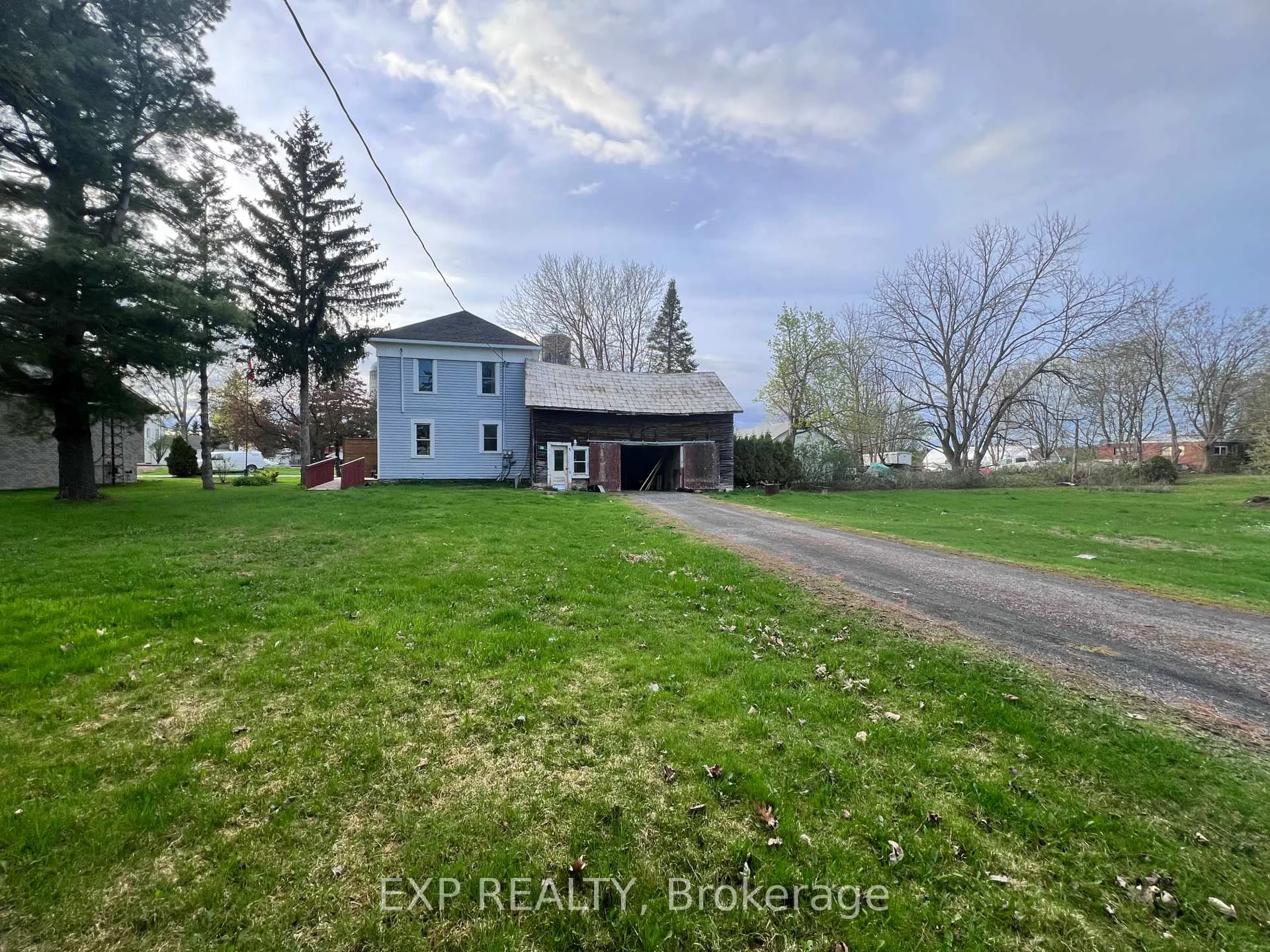 3 Bergin Street E b, North Stormont, ON K0C 1K0