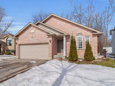 526 Talltree Crescent, London East, On N5v 5e5