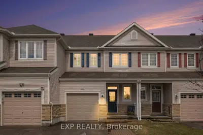 Att/Row/Townhouse in Kanata