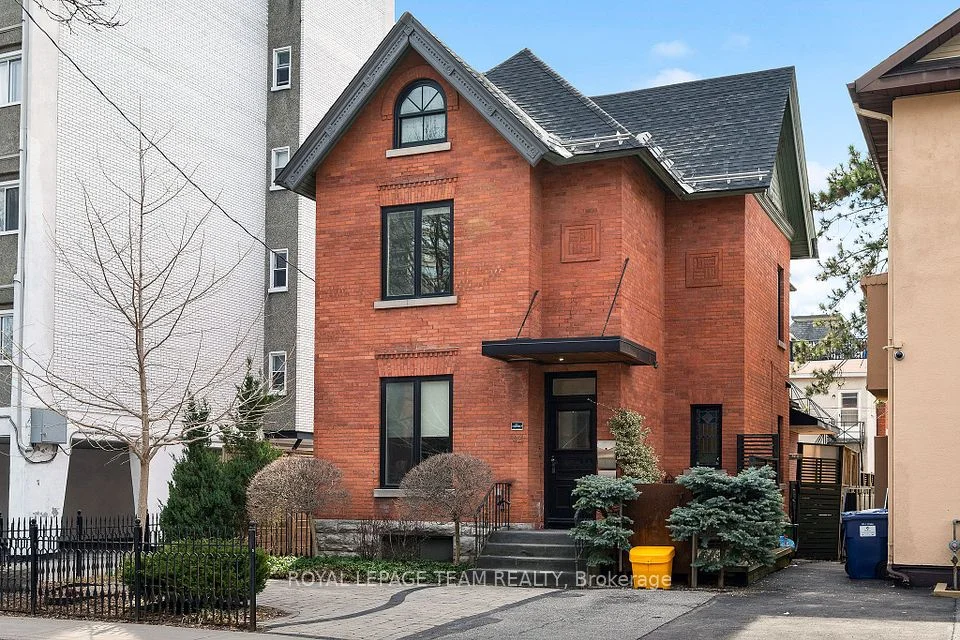72 MACLAREN Street, Ottawa Centre, ON K2P 0K6