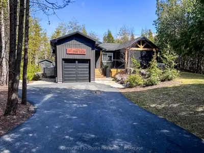 577 Bay Street, South Bruce Peninsula, On N0h 2t0