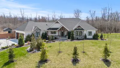 1587 Royal York Road, Fort Erie, On L2a 5m4