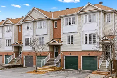 Att/Row/Townhouse in Bells Corners and South to Fallowfield