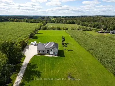 Detached in Grey Highlands