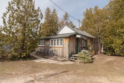 Detached in South Bruce Peninsula