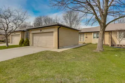 93 Pine Valley Gate 28, London South, On N6j 4l6
