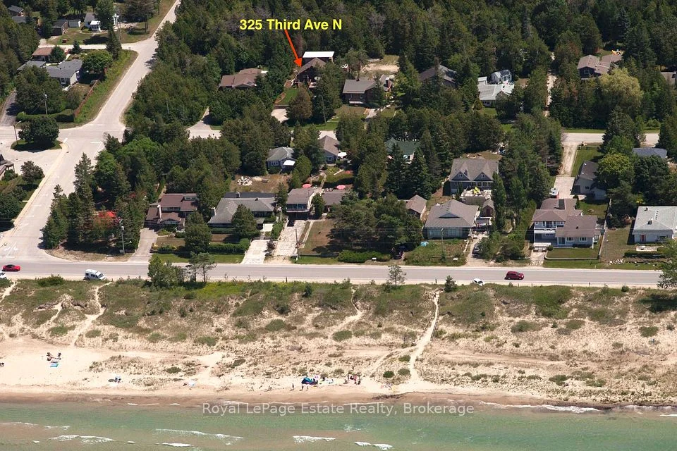 325 Second Avenue N, South Bruce Peninsula, ON N0H 2G0