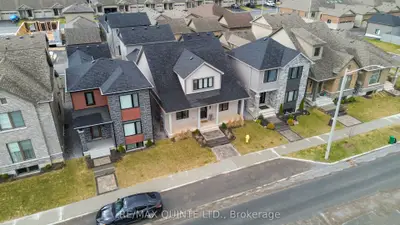 Detached in Belleville