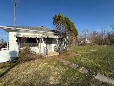 Detached in South Stormont