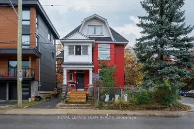 Triplex in West Centre Town