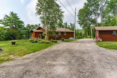Detached in McMurrich/Monteith