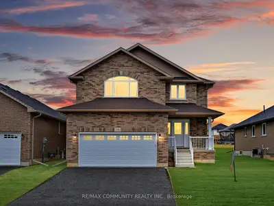 Detached in Asphodel-Norwood