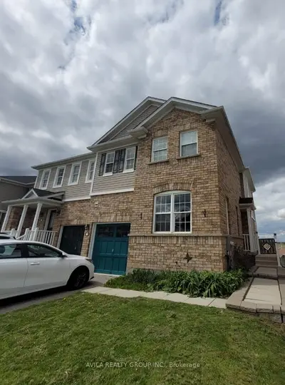 Att/Row/Townhouse in Cambridge