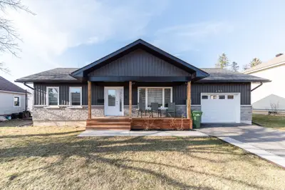 Detached in Pembroke