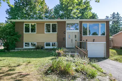 13 Bedale Drive, Crystal Bay - Rocky Point - Bayshore, On K2h 5m2