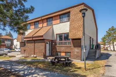 Condo Townhouse in South of Baseline to Knoxdale