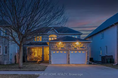 Detached in Mooneys Bay - Carleton Heights and Area